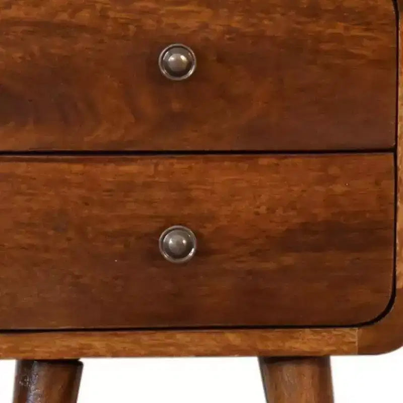 Comodino HomeRoots 22 in legno massiccio marrone con due cassetti