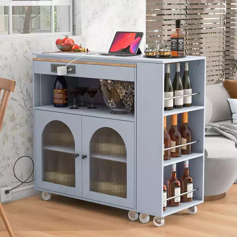 Isola Cucina con Ruote Okak, 2 Ante in Vetro, Carrello Cucina con Tavolo Estensibile e Prese Elettriche, Isola Cucina con Scaffali Laterali Aperti