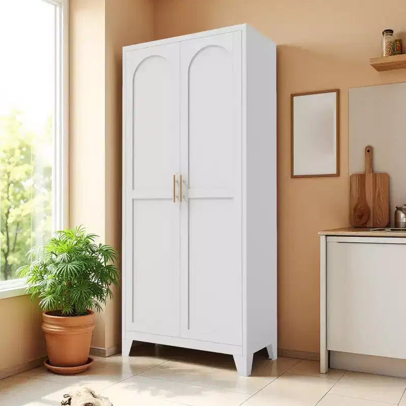 Armadio metallico con doppie ante e ripiani regolabili; Elevata capacità di carico; Ideale per cucine, soggiorni e camere da letto