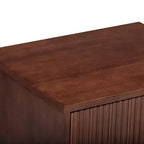 Teamson Home Tremolo Comodino Moderno Boho a 2 Cassetti con Legno Massello e Frontali Scanalati Contemporanei
