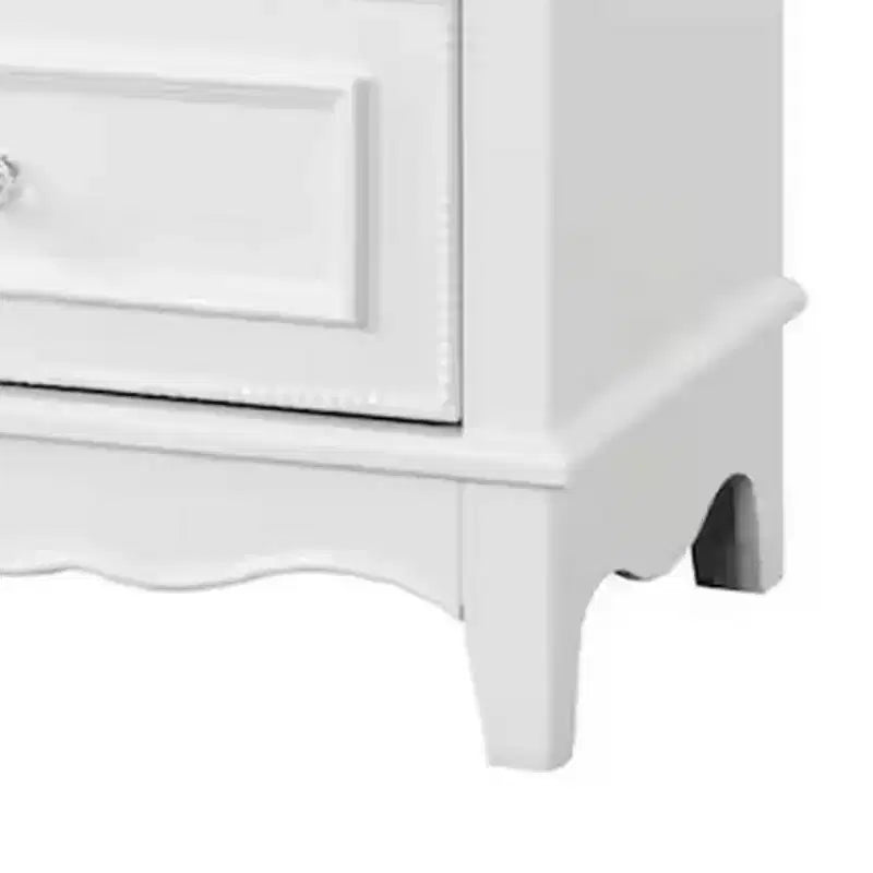 Comodino Royal Hampton, 2 cassetti, Struttura moderna in legno massello bianco, 68,5 cm