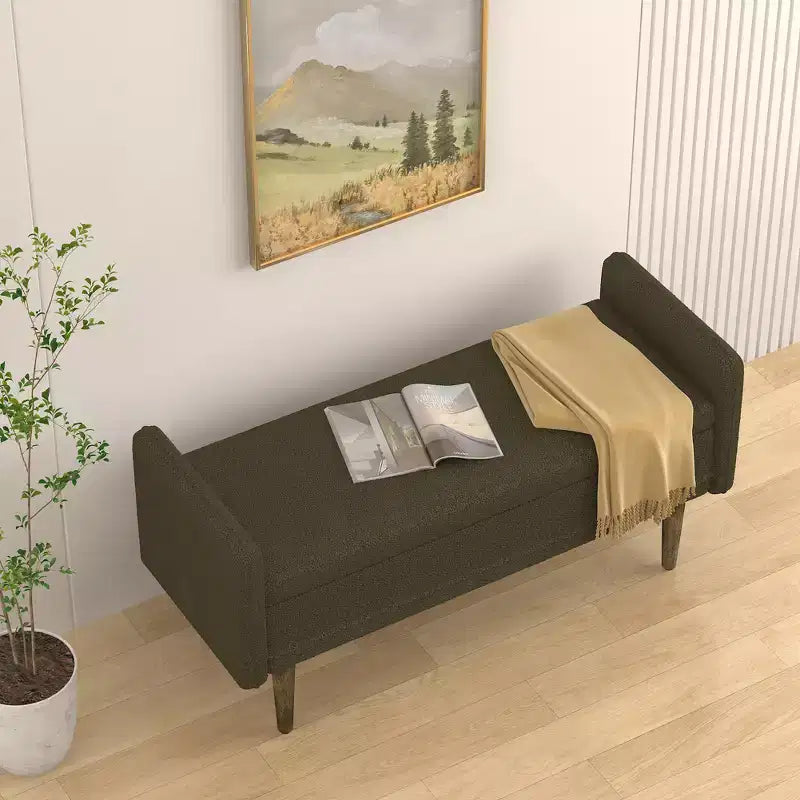 Pouf contenitore in velluto Teddy, adatto per appartamenti, salotti e camere da letto.