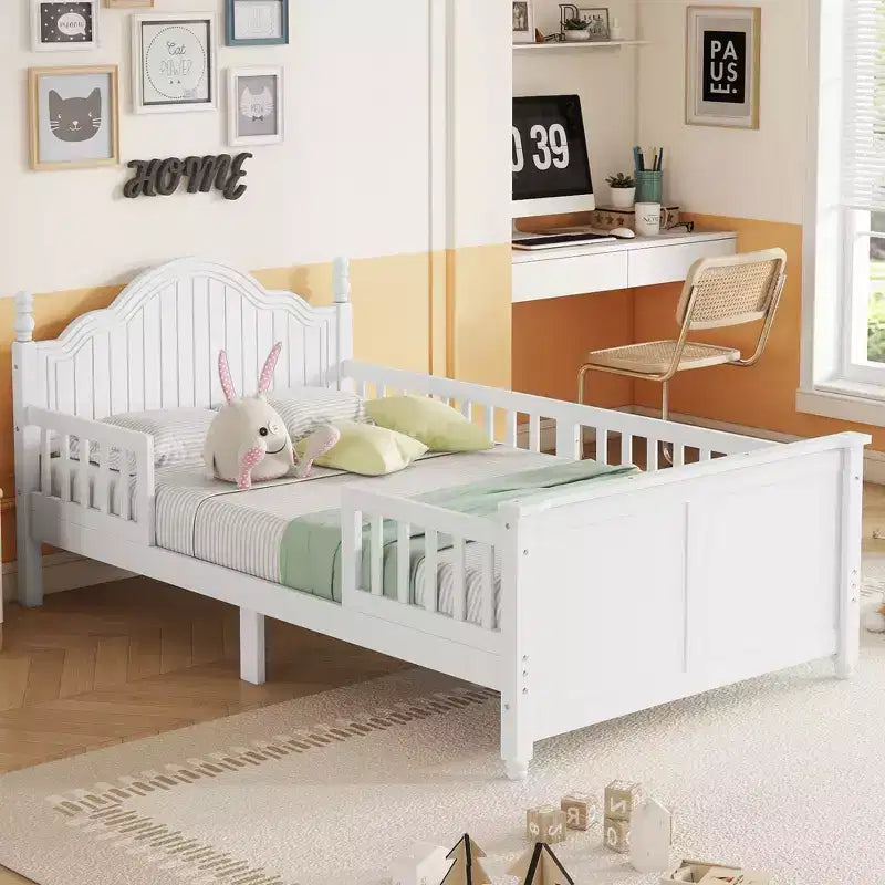 Letto per bambini Twin/Full, daybed a piattaforma con sponde rimovibili, testiera e pediera - ModernLuxe