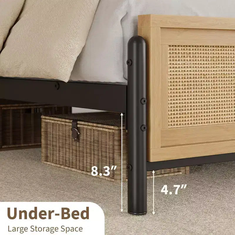 Struttura letto in rattan Boho con testiera e pediera, nessun sommier richiesto, finitura naturale