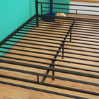 Bellemave Letto a castello in metallo resistente, matrimoniale sopra queen size, per adulti, telaio senza rumore, non necessita di rete, nero