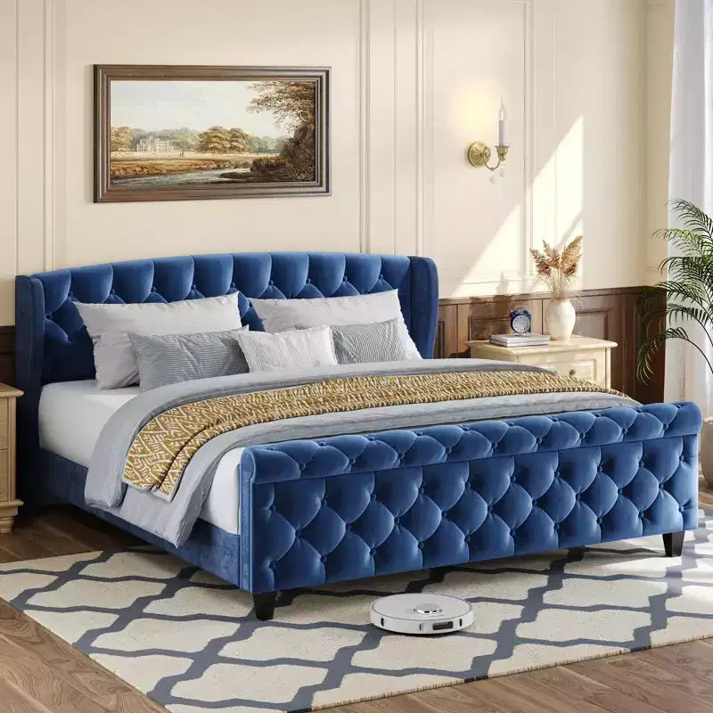 Letto a slitta imbottito Christopher Knight Home Boyle con testiera ad alette e pediera a volute