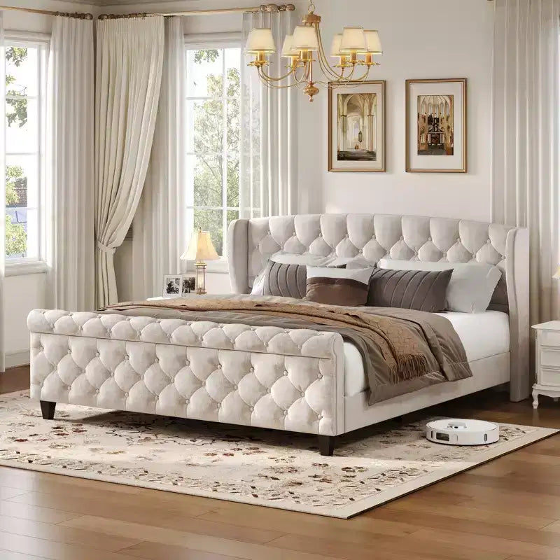 Letto a slitta imbottito Christopher Knight Home Boyle con testiera ad alette e pediera a volute