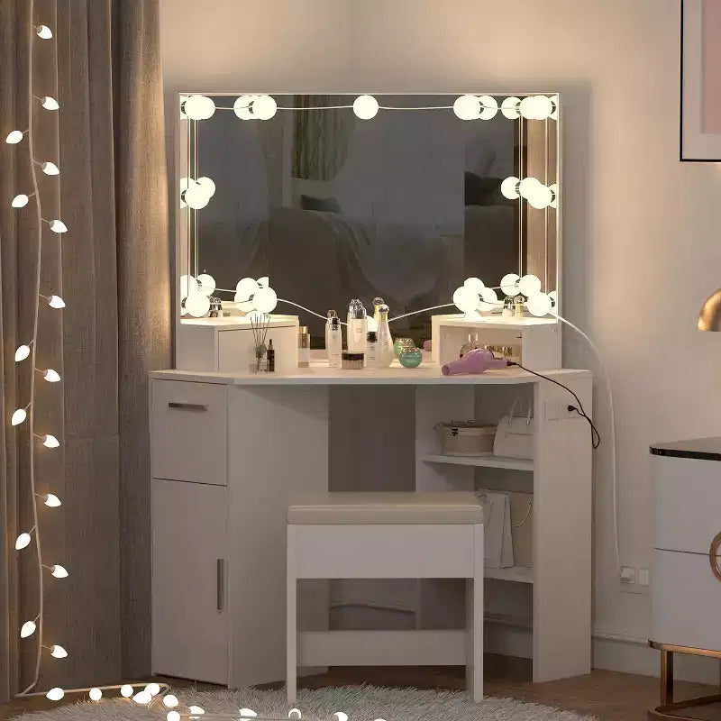 Moderna Toeletta Angolare con Specchio, Presa Elettrica Incorporata, Cassetti e Armadietti, Vani a Giorno, per Camera da Letto