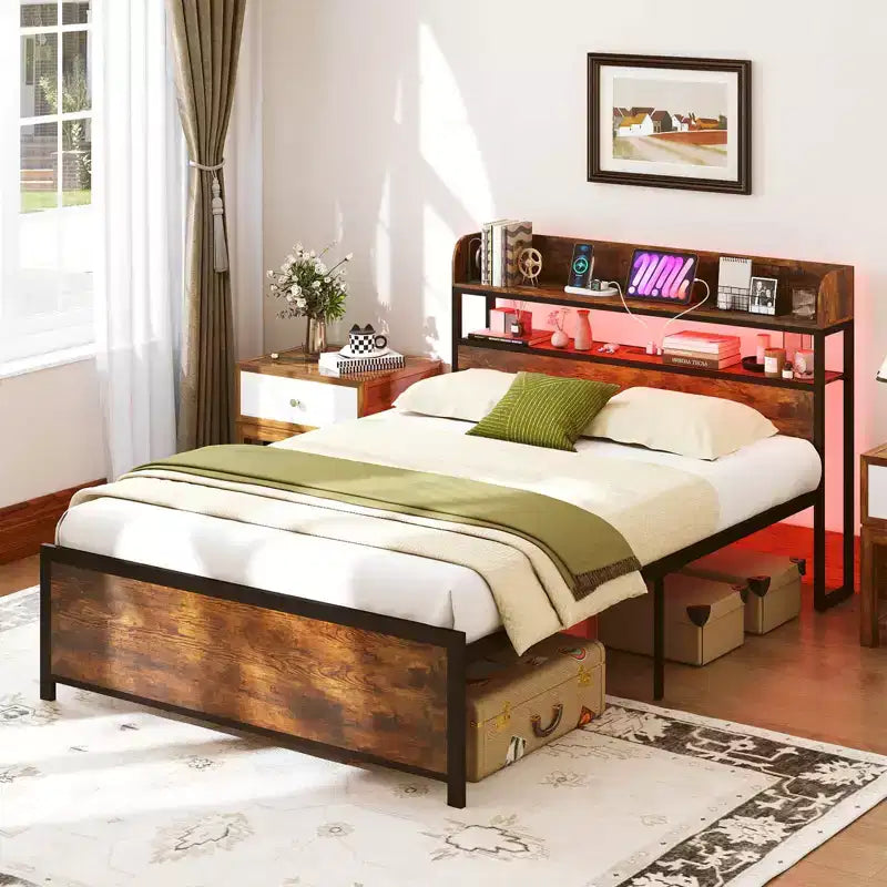 Struttura letto Coatway Full/Queen/King con luci LED, prese di corrente, testiera con vani portaoggetti, supporto a doghe in metallo