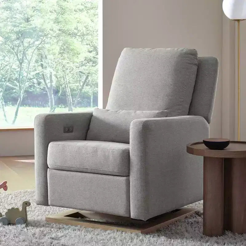 Poltrona reclinabile e a dondolo elettronica Babyletto Sigi con porta USB | Base in legno chiaro
