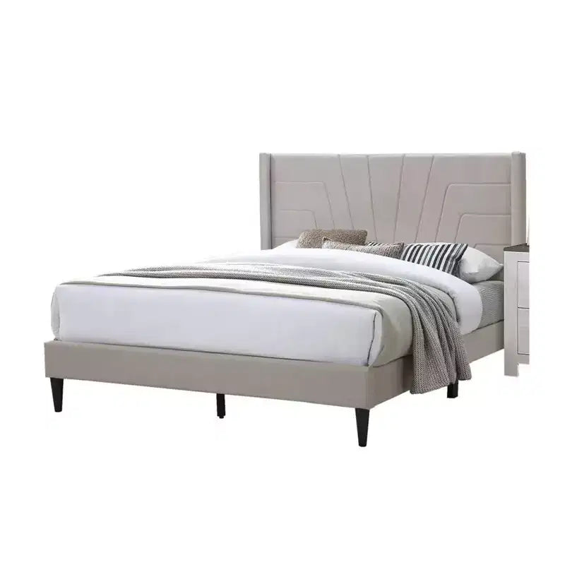 Letto matrimoniale Queen size Royal Hampton con testiera trapuntata, rivestimento in iuta marrone, legno