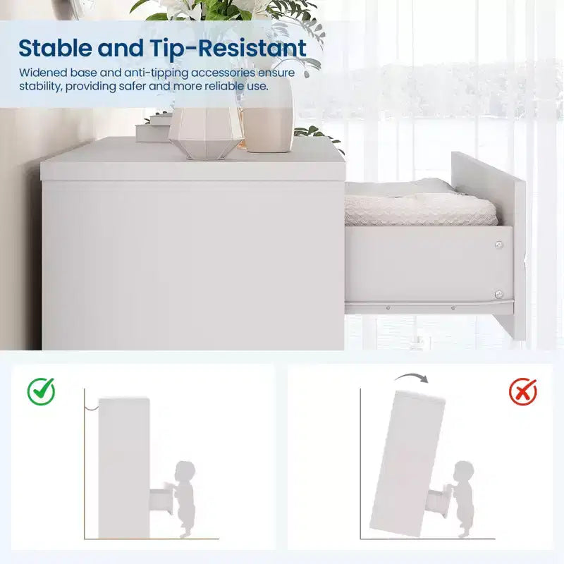 Cassettiera a 4 cassetti, Mobile a cassetti, Comò alto con maniglie dorate, Mobiletto contenitore per camera da letto, soggiorno, armadio