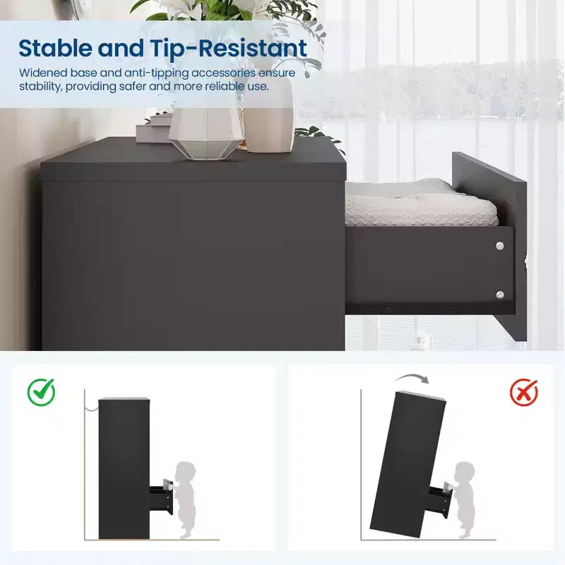 Cassettiera a 4 cassetti, Mobile a cassetti, Comò alto con maniglie dorate, Mobiletto contenitore per camera da letto, soggiorno, armadio