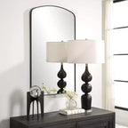Specchio da parete ad arco Uttermost Tordera nero opaco 24 x 40