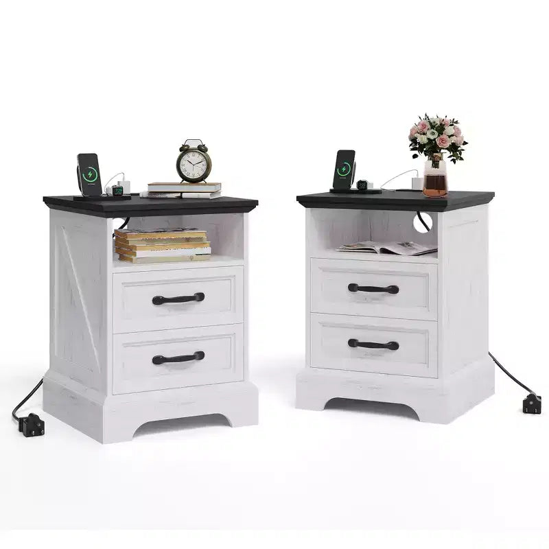 Comodino Rustico da Fattoria a 2 Cassetti, Comodino Moderno in Legno, Porte USB e Prese AC, MDF Resistente, Maniglie in Metallo, Bianco