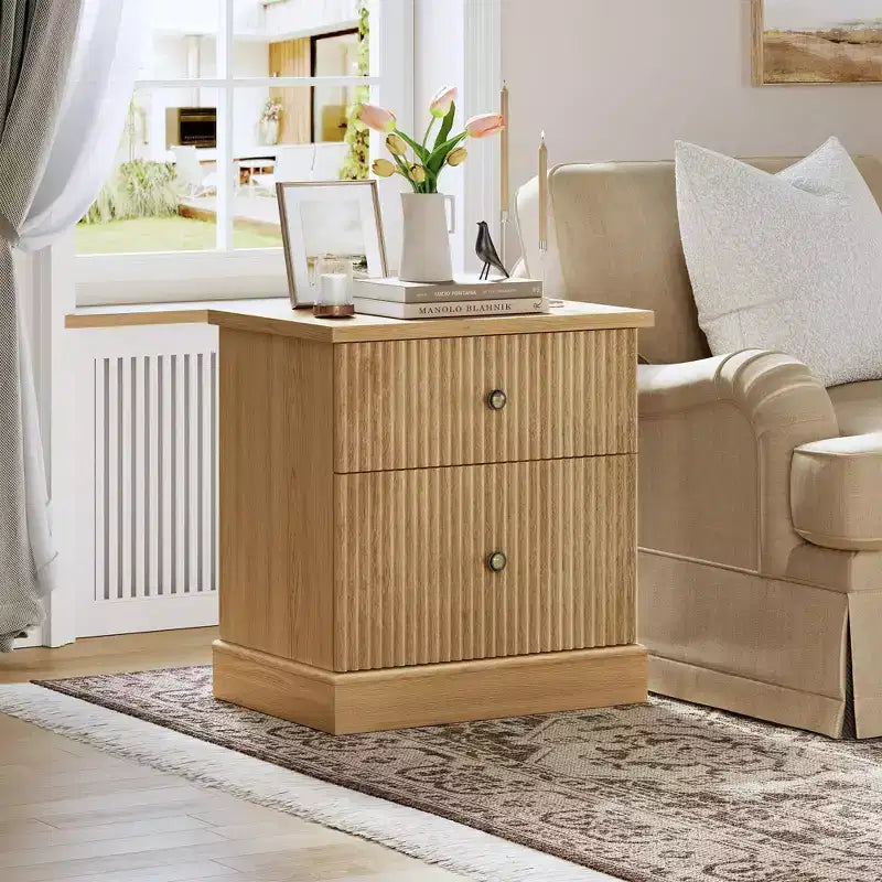 Comodino scanalato moderno, comodino da 60 cm Piccolo armadietto contenitore con 2 cassetti, tavolino con base curva stabile
