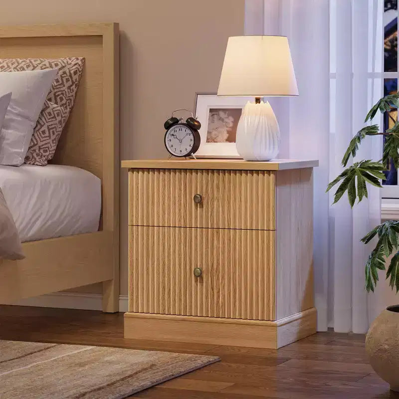 Comodino scanalato moderno, comodino da 60 cm Piccolo armadietto contenitore con 2 cassetti, tavolino con base curva stabile