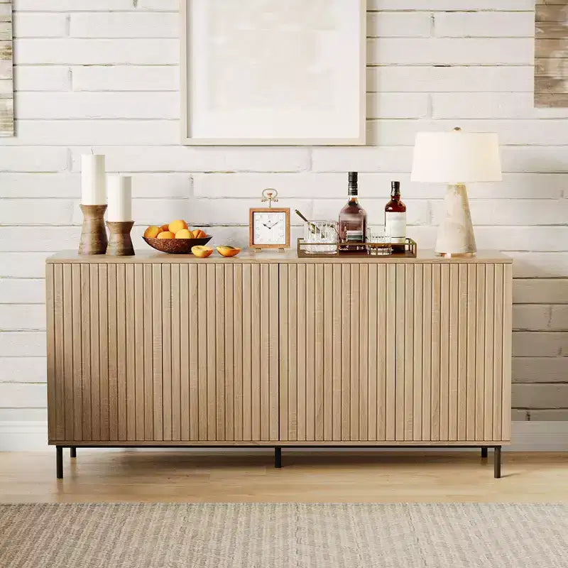 Credenza moderna da fattoria da 160 cm, mobile contenitore moderno d'accento, 4 ante scanalate e gambe in metallo, per cucina, sala da pranzo, soggiorno