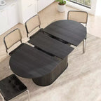 GDFStudio Aditi Tavolo da Pranzo Estensibile 55.11 - 70.86 Moderno con Base a Piedistallo a Strisce