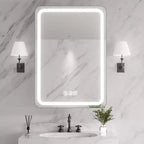 Mobiletto porta medicine rettangolare in ferro FAMYYT 20 pollici L x 28 pollici A con specchio, luce LED dimmerabile, antiappannamento e prese - Completamente assemblato