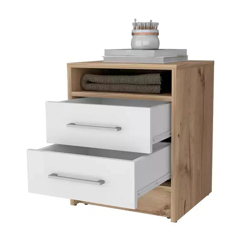 Con un design pulito e moderno, questo comodino Philadelphia, a due cassetti e con ripiano a scomparsa, offre un pratico spazio contenitivo e una struttura robusta, rendendolo.
