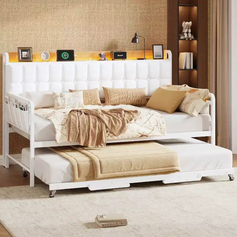 Divano Letto con Rotelle e Stazione di Ricarica, Struttura Imbottita con Testiera Contenitore e Luce LED, 195 cm L x 116 cm L