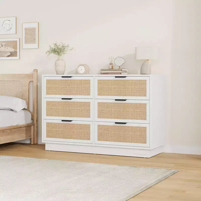 Comò in Rattan a 6 Cassetti per Camera da Letto, Cassettiera in Legno con Maniglie in Metallo, Organizzatore Moderno Versatile per Camera da Letto, Ingresso, Corridoio
