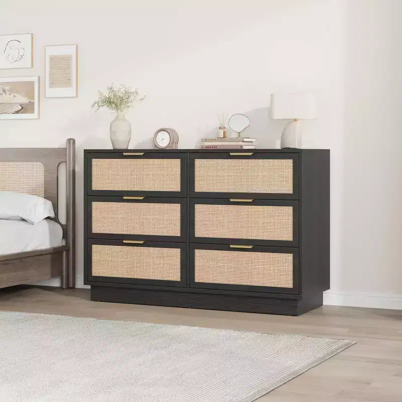 Comò in Rattan a 6 Cassetti per Camera da Letto, Cassettiera in Legno con Maniglie in Metallo, Organizzatore Moderno Versatile per Camera da Letto, Ingresso, Corridoio