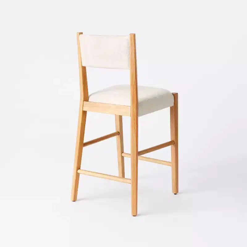 Sgabelli da bar Yalecrest con seduta e schienale imbottiti e struttura in legno altezza bancone, 2 pezzi, crema/naturale - Threshold™ designed with Studio McGee