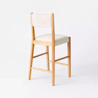 Sgabelli da bar Yalecrest con seduta e schienale imbottiti e struttura in legno altezza bancone, 2 pezzi, crema/naturale - Threshold™ designed with Studio McGee