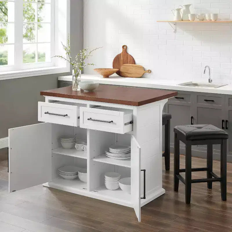Isola da Cucina Crosley 42" Bartlett con Piano in Legno e Sgabelli Quadrati Imbottiti, Bianco/Nero: Design Shiplap, Ripiani Regolabili