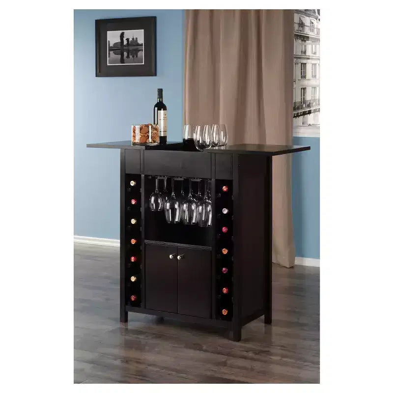 Mobile bar Yukon in legno/espresso - Winsome: porta liquori in legno massello, rastrelliera per 14 bottiglie, porta bicchieri