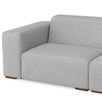 Divano 2 posti WyndenHall Biggs grigio chiaro