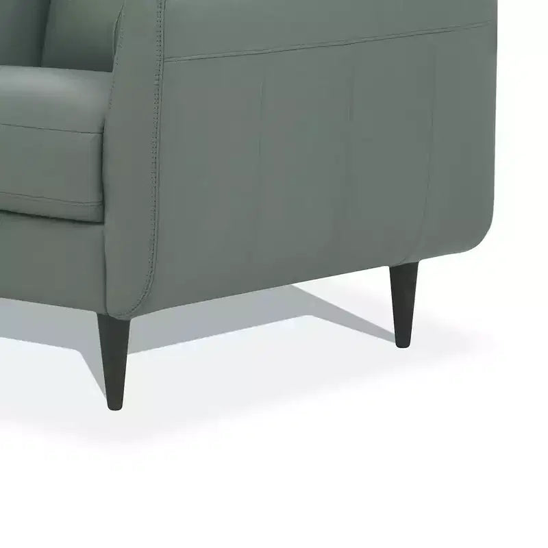 Poltrona Radwan 35" in pelle verde pesto - Acme Furniture: Bottoni decorativi, gambe in legno, nessun assemblaggio richiesto