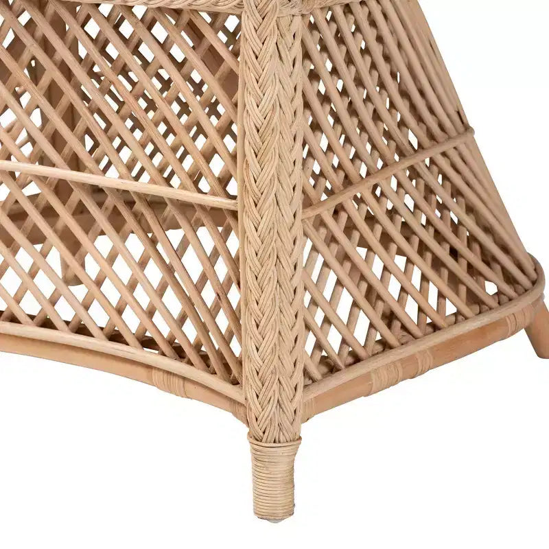 bali & pari Sedia a braccioli in rattan intrecciato Casilda Naturale