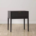 Nathan James Jasper Comodino Nero Scanalato in Legno