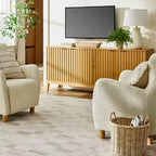 Mobile TV in legno di quercia Thousand Oak Scalloped per TV fino a 70", Marrone - Threshold™ designed with Studio McGee