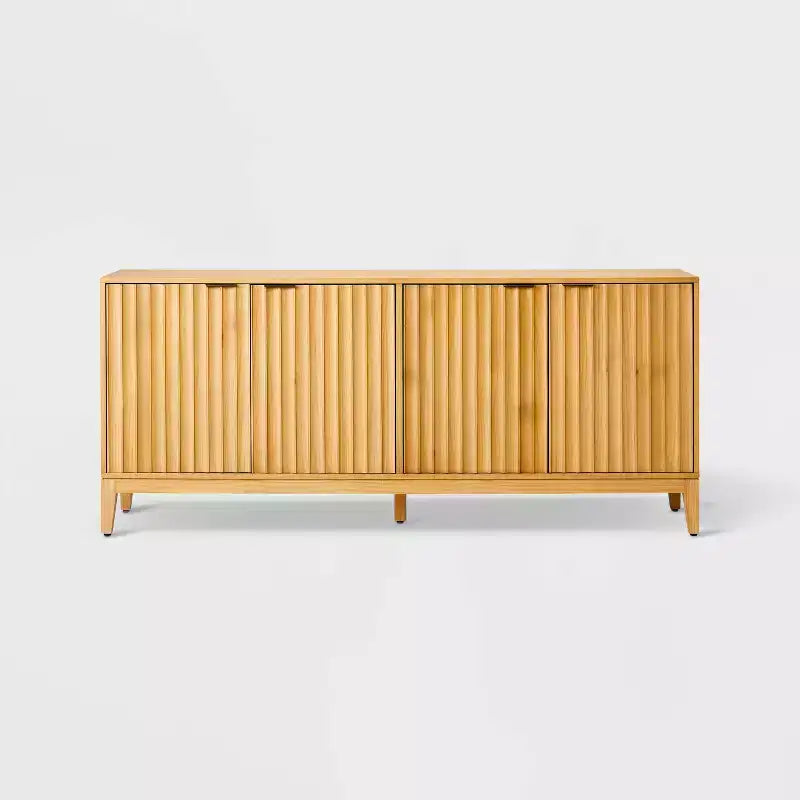 Mobile TV in legno di quercia Thousand Oak Scalloped per TV fino a 70", Marrone - Threshold™ designed with Studio McGee