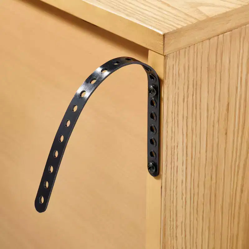 Mobile TV in legno di quercia Thousand Oak Scalloped per TV fino a 70", Marrone - Threshold™ designed with Studio McGee