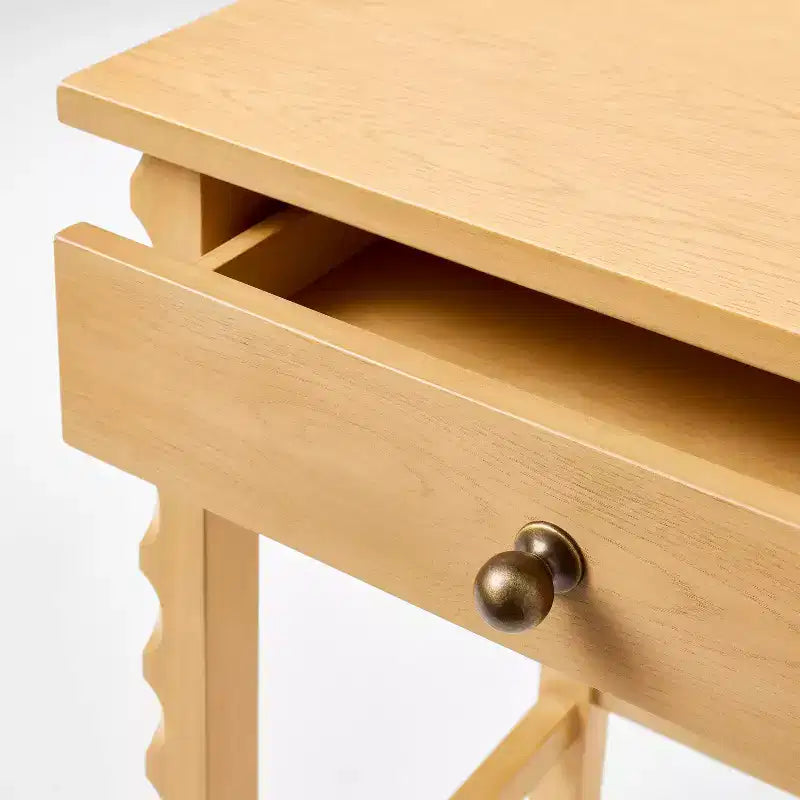 Scrivania in Legno con Cassetti Legno Naturale - Threshold™ progettato con Studio McGee