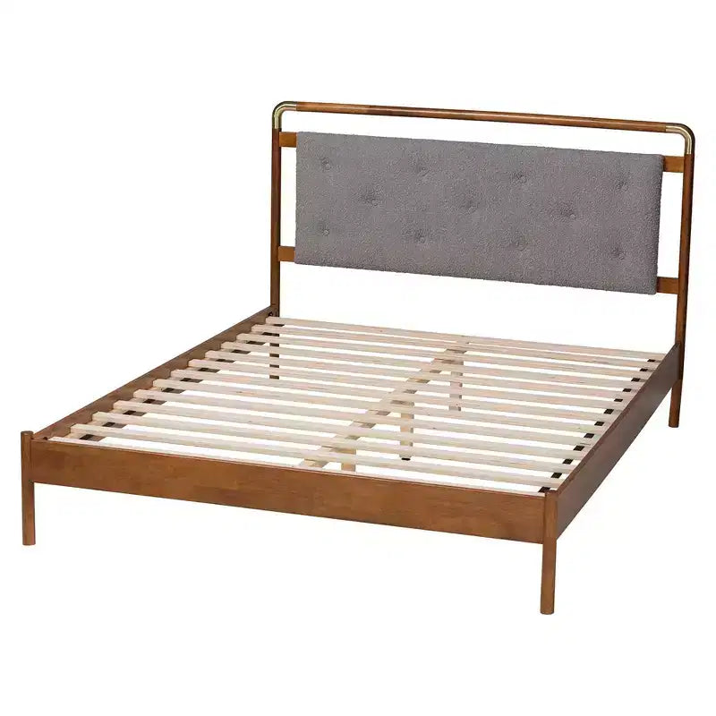 Baxton Studio Letto a piattaforma Edwina in tessuto bouclé e legno, formato queen size, grigio chiaro/marrone noce