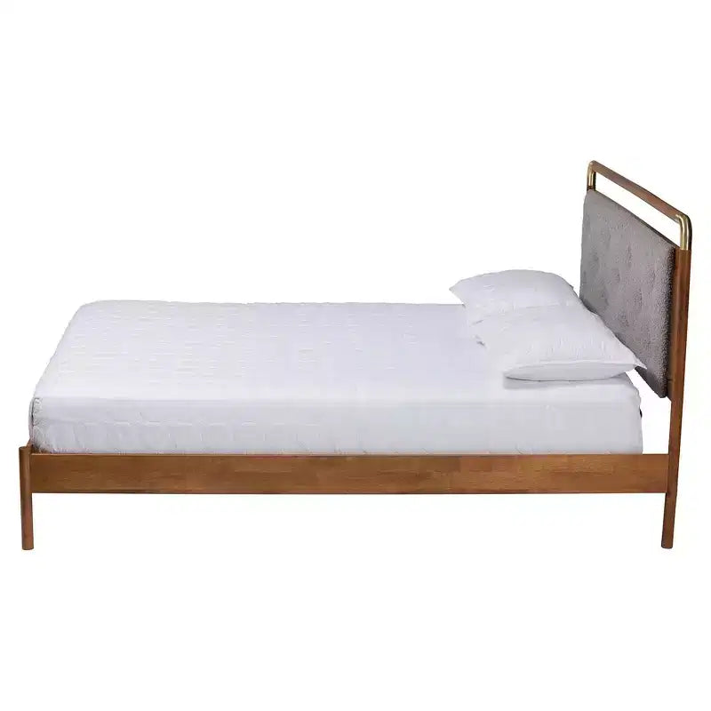 Baxton Studio Letto a piattaforma Edwina in tessuto bouclé e legno, formato queen size, grigio chiaro/marrone noce