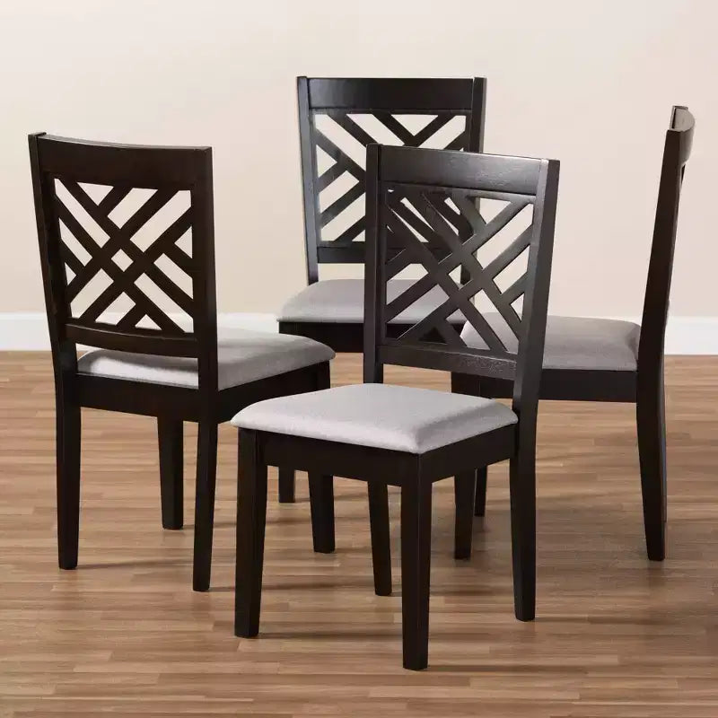 4 sedie da pranzo in legno rifinito Caron - Baxton Studio