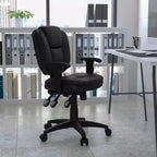 Sedia da ufficio ergonomica girevole multifunzione con schienale medio Flash Furniture con cuscino superiore e braccioli regolabili