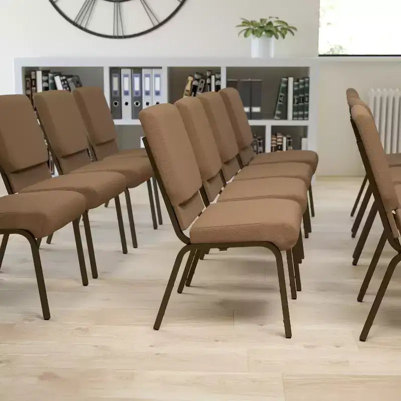 Sedia impilabile Emma e Oliver 18,5W per Chiesa/Ricevimento