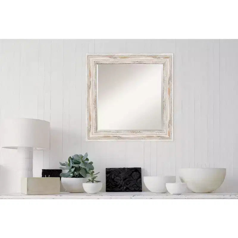 Specchio da parete con cornice sbiancata Alessandria - Amanti Art