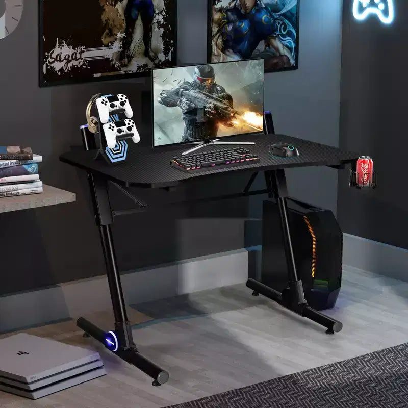 Scrivania da gaming Costway regolabile in altezza con luce LED e supporto per controller