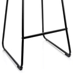 Sgabello da bar trapuntato in velluto Elama, set da 2, blu con gambe in metallo