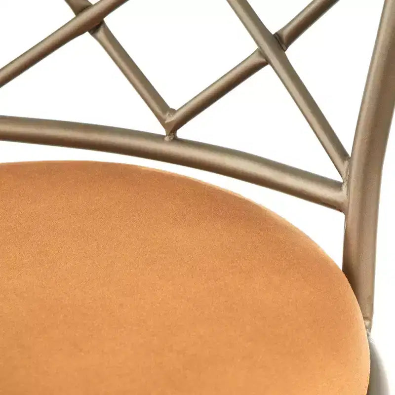 Set di 3 sgabelli da bar in metallo regolabili in altezza Avery di Buylateral