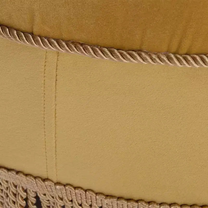 Pouf rotondo d'accento imbottito Jennifer Taylor Home Yolanda 24